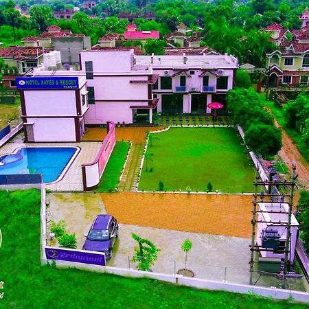 Hotel Aayes And Resort Shānti Niketan Esterno foto