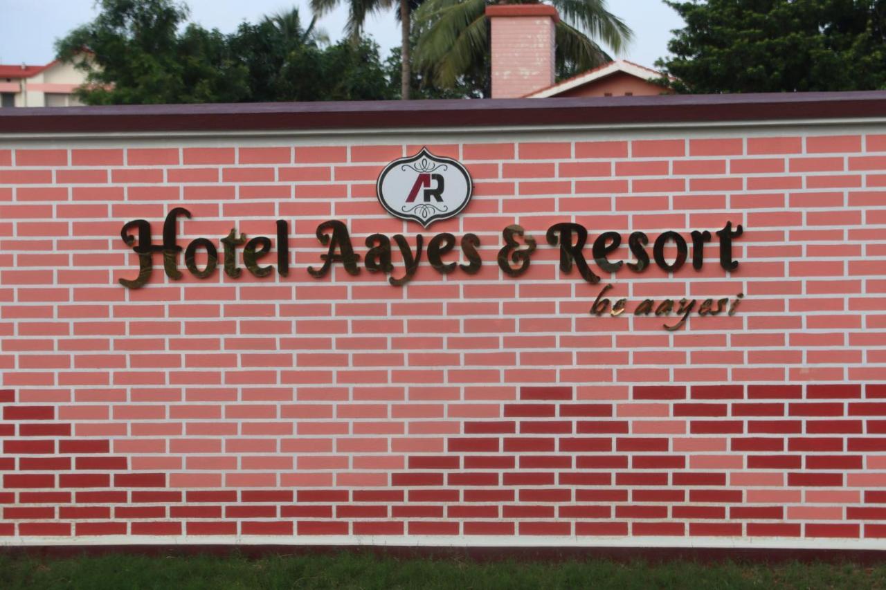 Hotel Aayes And Resort Shānti Niketan Esterno foto